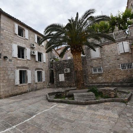 Hostel Michel Budva Exterior foto