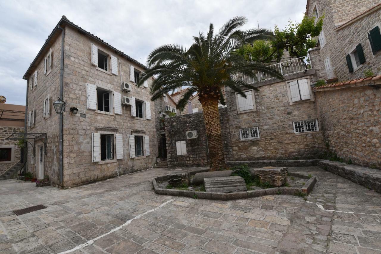 Hostel Michel Budva Exterior foto